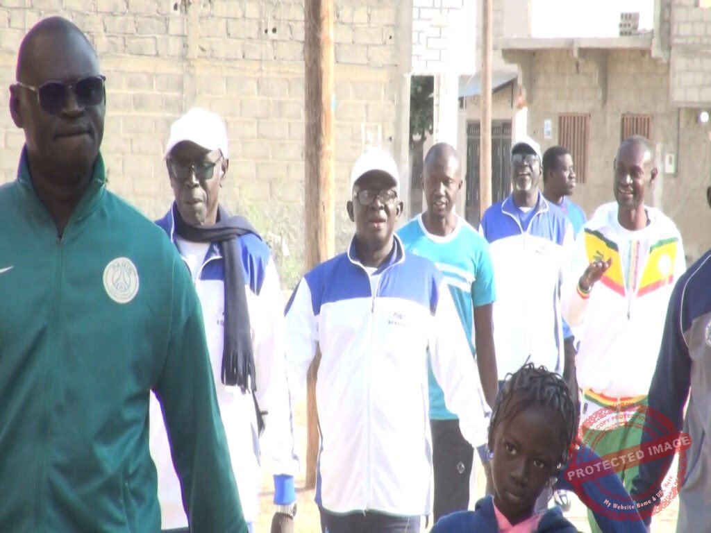 Saint-Louis: l'ASC Ngallèle mobilisée contre le tabagisme à travers une randonnée pédestre 00829.00 01 23 07.Still002