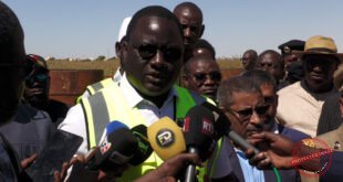 Retard des travaux du Pont de Rosso : le ministre Déthié Fall durcit le ton